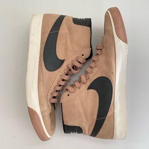 Women’s Nike Blazer Mid Vintage Suede. Size 12. Particle Pink.